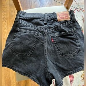 Levi’s high waisted mom shorts